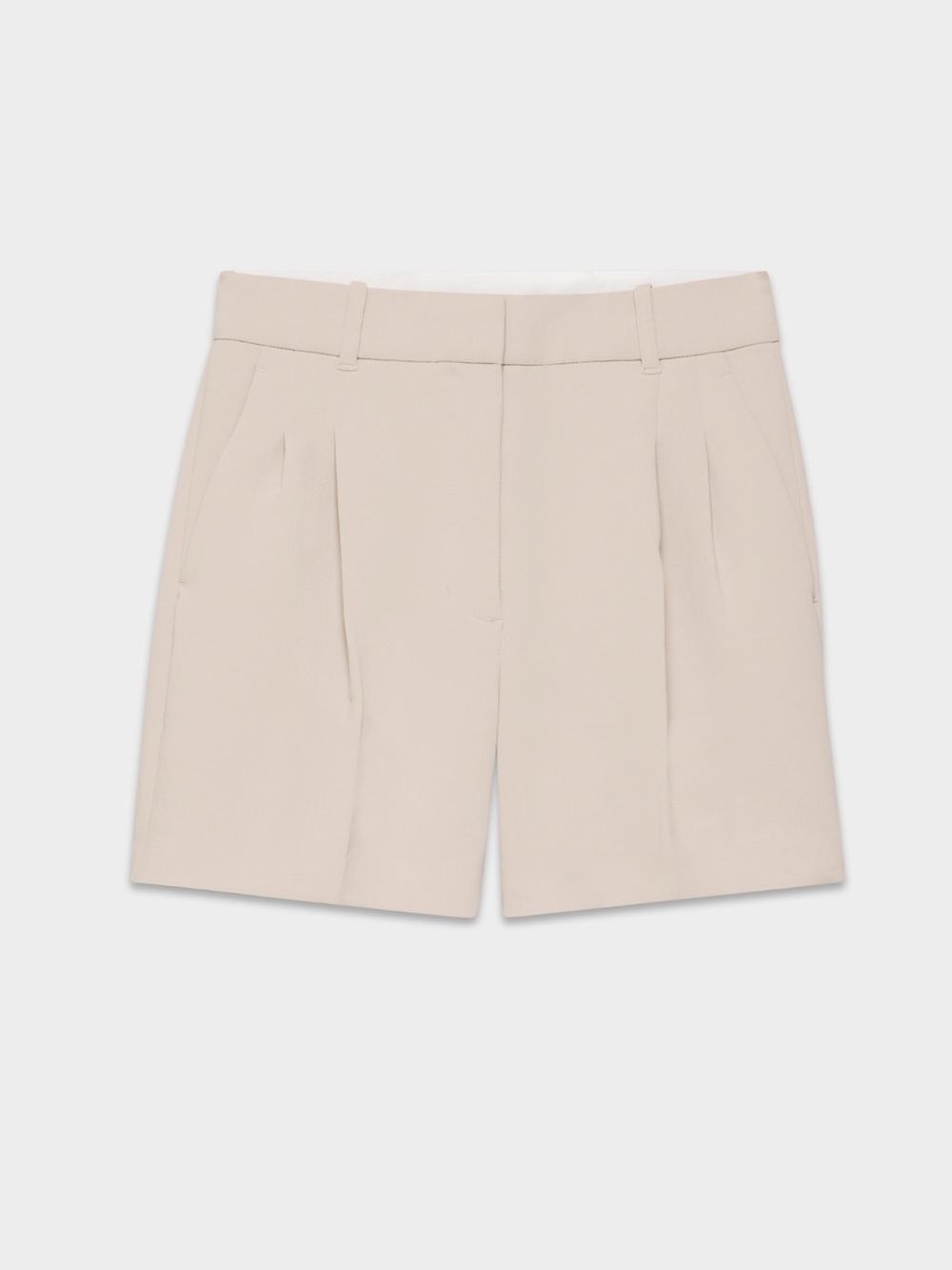 Aritzia The Effortless Short Mid Thigh